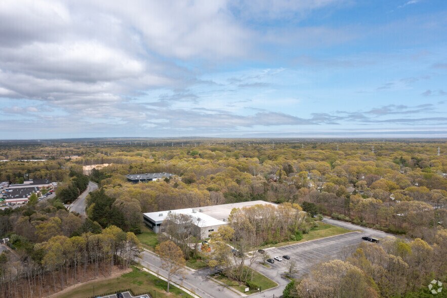 More Photos Of 20 Ramsey Rd, Shirley Light Manufacturing For Lease