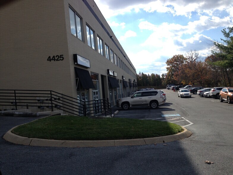More Photos Of 7850 Rossville Blvd, Baltimore Unknown For Lease