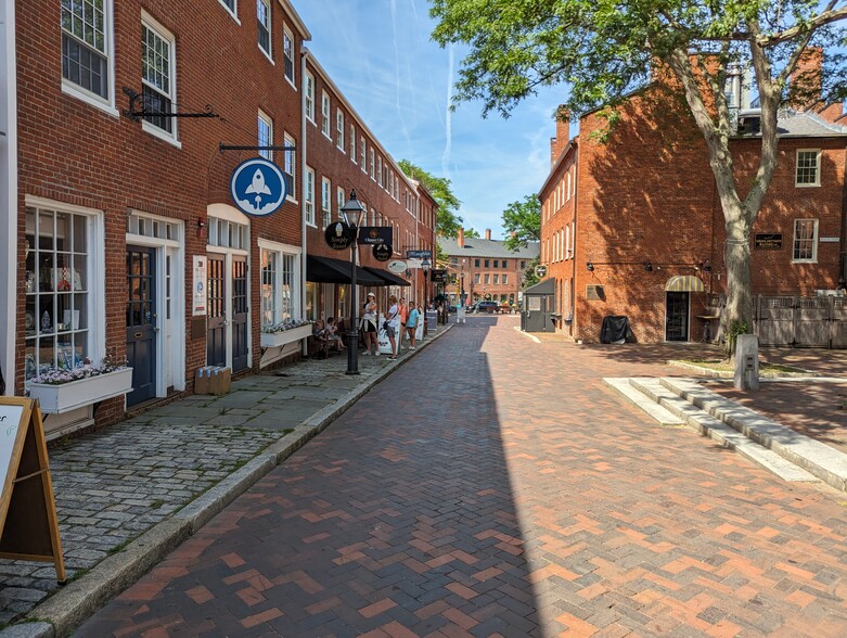 More Photos Of 14 Inn St, Newburyport Office For Lease