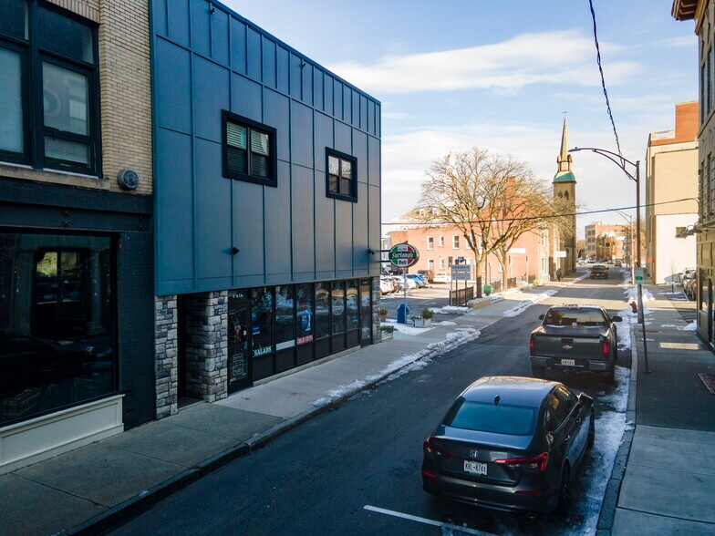 Primary Photo Of 140 Clinton St, Schenectady Storefront Retail Residential For Lease