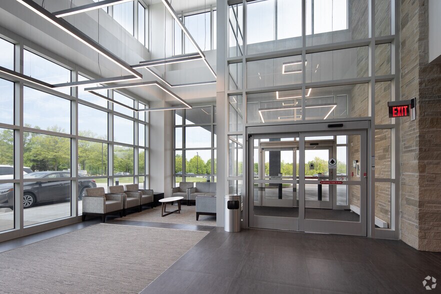 More Photos Of 1001 Health Park Dr, Brentwood Medical For Lease