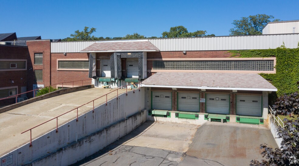 More Photos Of 350-390 N Pennsylvania Ave, Wilkes Barre Warehouse For Sale