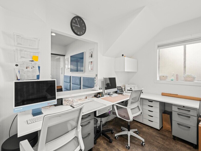 More Photos Of 3501-3503 4th Ave, San Diego Medical For Sale