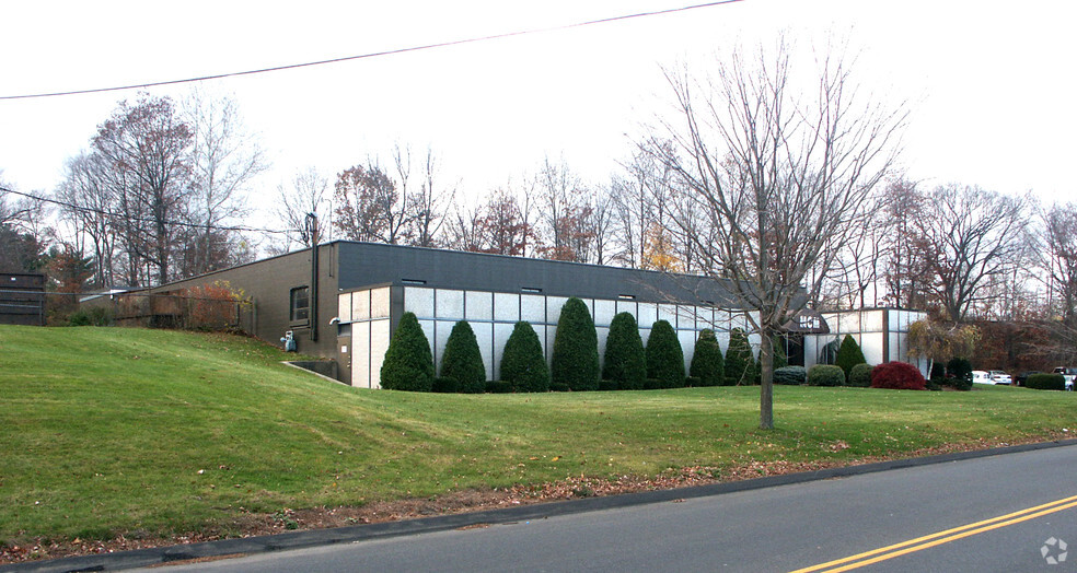 Primary Photo Of 66 Beaver Brook Rd, Danbury Manufacturing For Lease