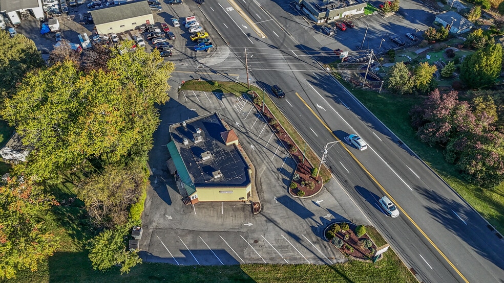 More Photos Of 2400 Schoenersville Rd, Allentown Restaurant For Sale