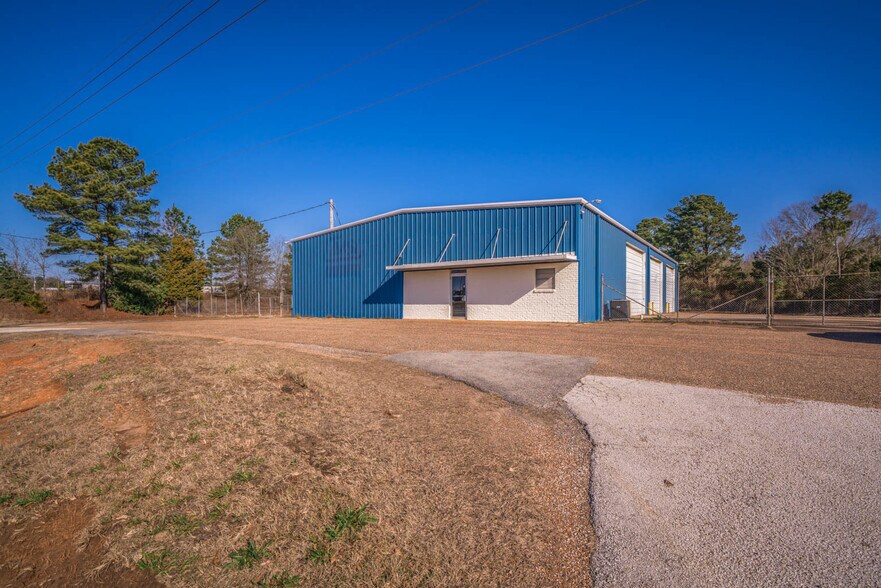 Primary Photo Of 717 E Loop 281, Longview Industrial For Lease