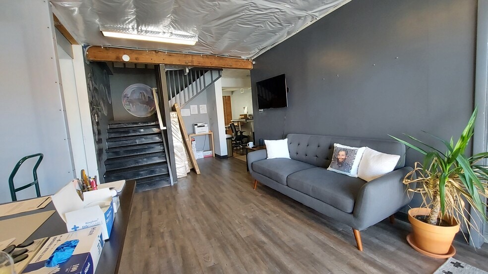 More Photos Of 501 Pedernales St, Austin Office For Lease