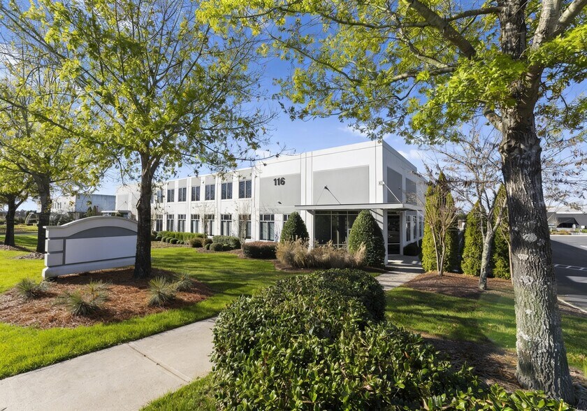 More Photos Of 116 Exmore Rd, Mooresville Industrial For Lease
