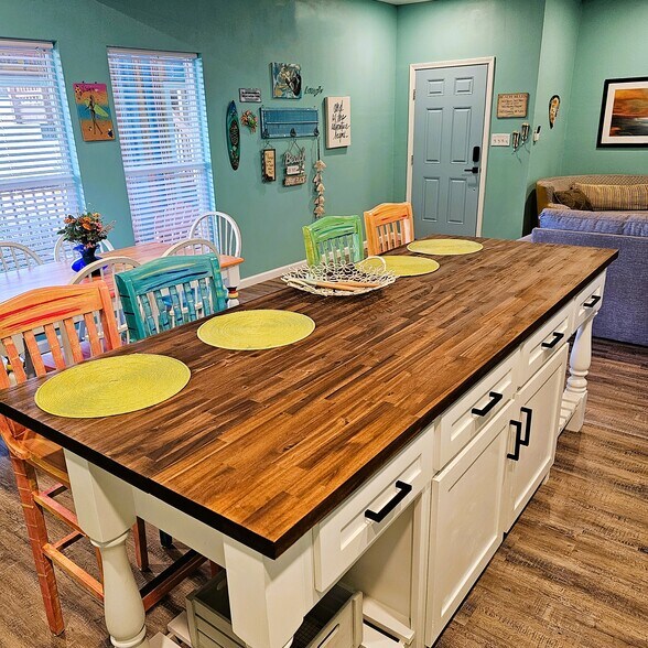 More Photos Of 1325 Broadway St, Rockport Apartments For Sale