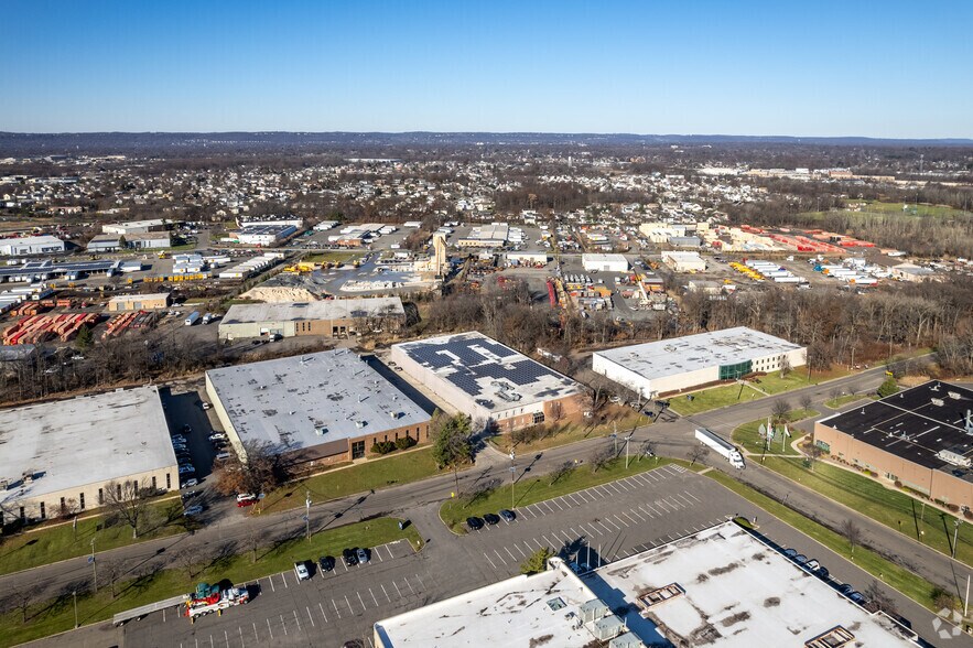 More Photos Of 161 Helen St, South Plainfield Warehouse For Lease