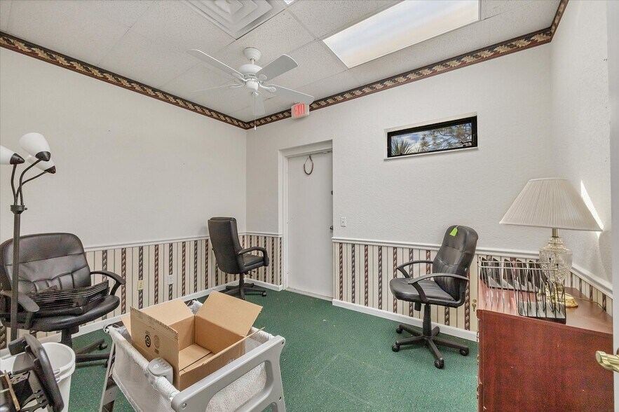 More Photos Of 1578 El Jobean Rd, Port Charlotte Office For Lease
