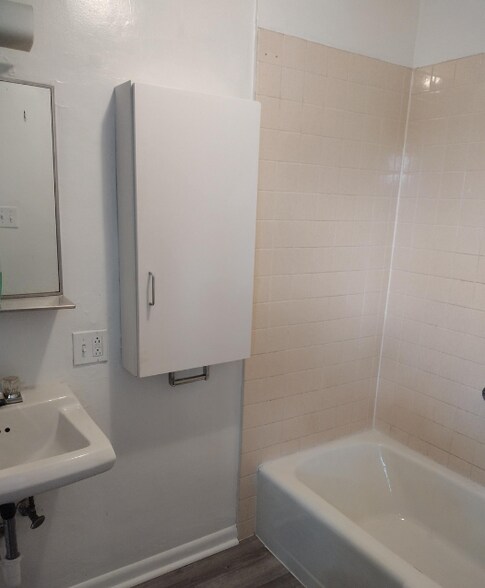 More Photos Of 210 5th Ave, Elizabeth Apartments For Sale