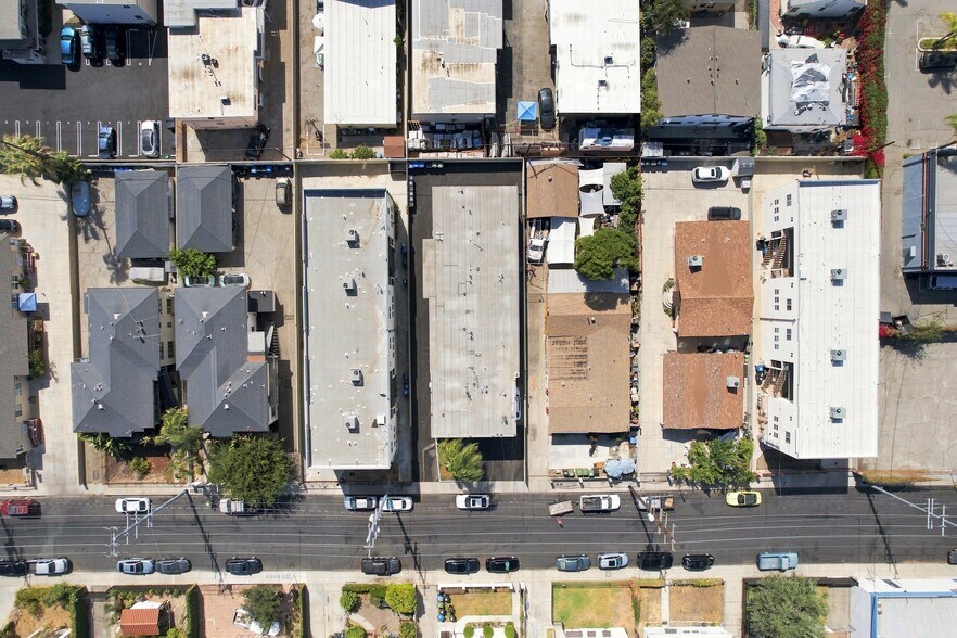 More Photos Of 5327 Auckland Ave, North Hollywood Apartments For Sale
