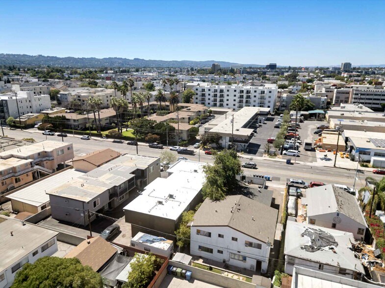 More Photos Of 5326 Cahuenga Blvd, North Hollywood Apartments For Sale