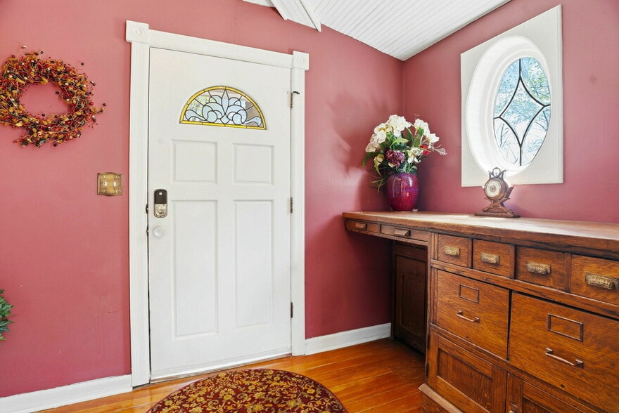 More Photos Of 305 River St, Osceola Hospitality For Sale