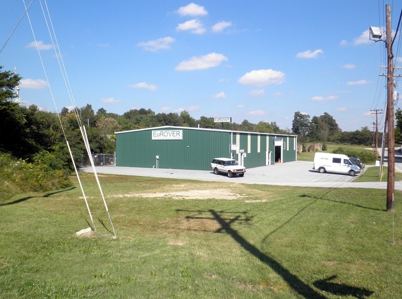 More Photos Of 444 W Warehouse Ct, Taylors Warehouse For Sale