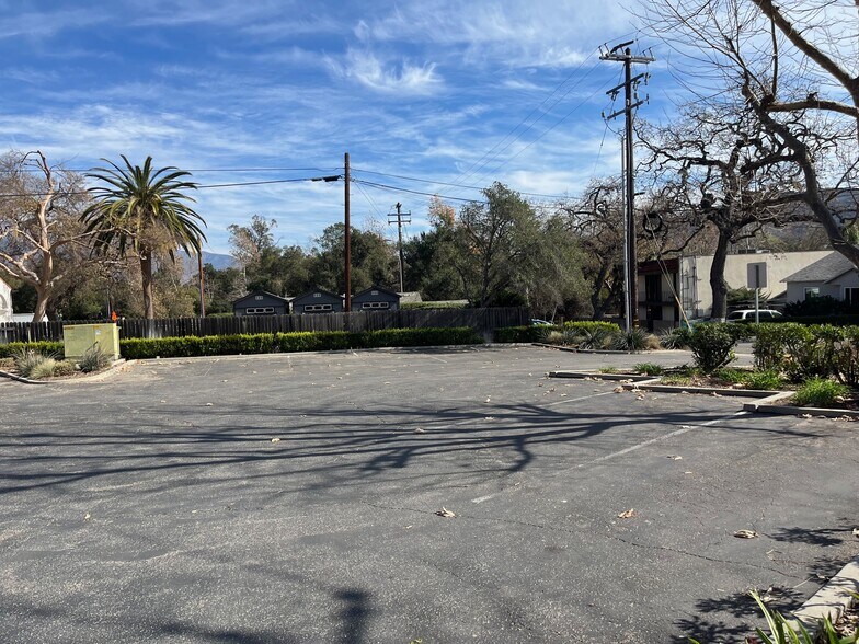 More Photos Of 110 S Ventura St, Ojai Freestanding For Lease