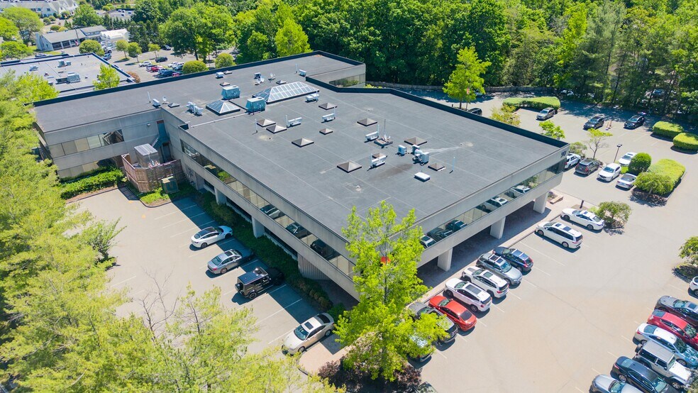 More Photos Of 90 Grove St, Ridgefield Medical For Lease