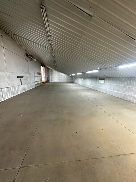 More Photos Of 12151 120th St S, Hastings Warehouse For Lease