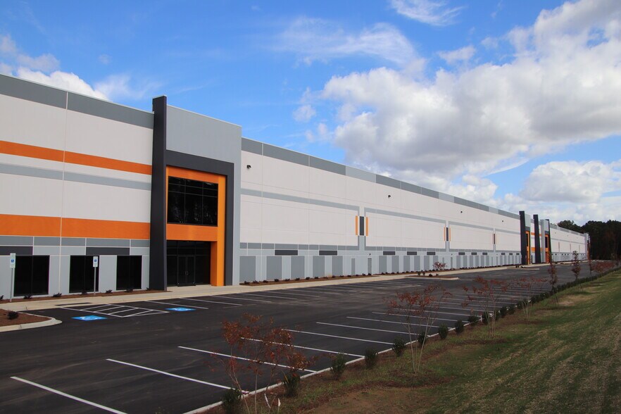 More Photos Of 150 Southridge Pky, Bessemer City Distribution For Lease