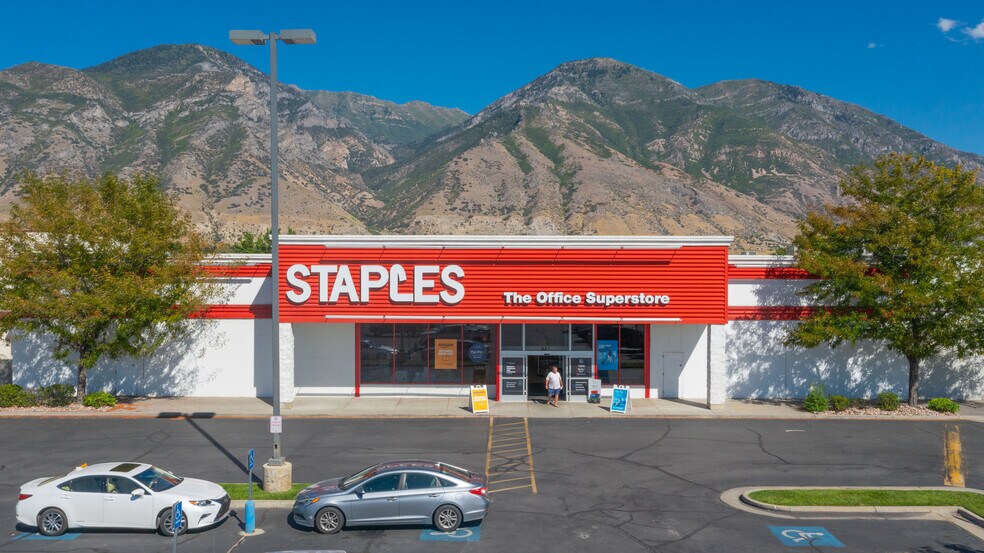 More Photos Of 971-1221 S University Ave, Provo Storefront For Sale