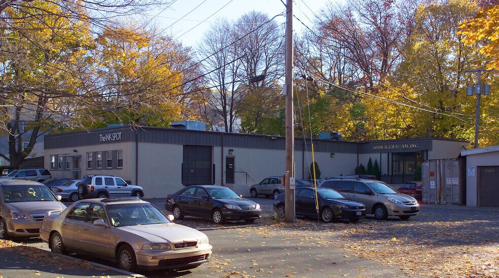 More Photos Of 40 Oval Rd, Quincy Office For Lease