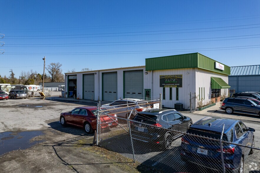 More Photos Of 3920 Ogeechee Rd, Savannah Service For Sale