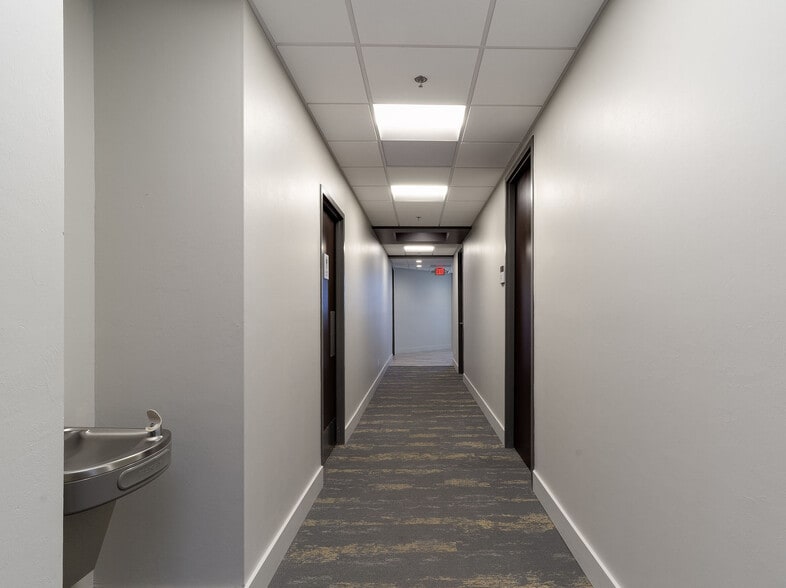 More Photos Of 2503 Del Prado Blvd S, Cape Coral Medical For Lease