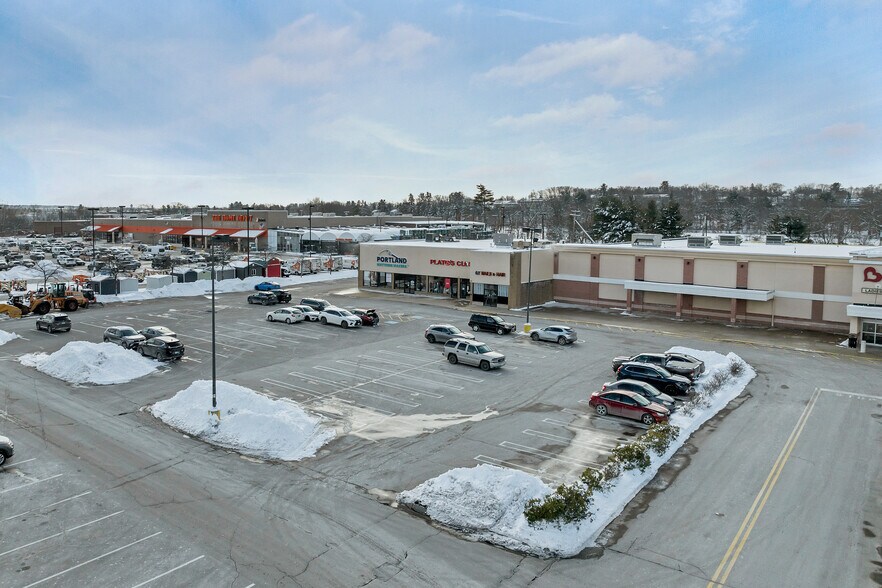 More Photos Of 777 S Willow St, Manchester Storefront For Lease