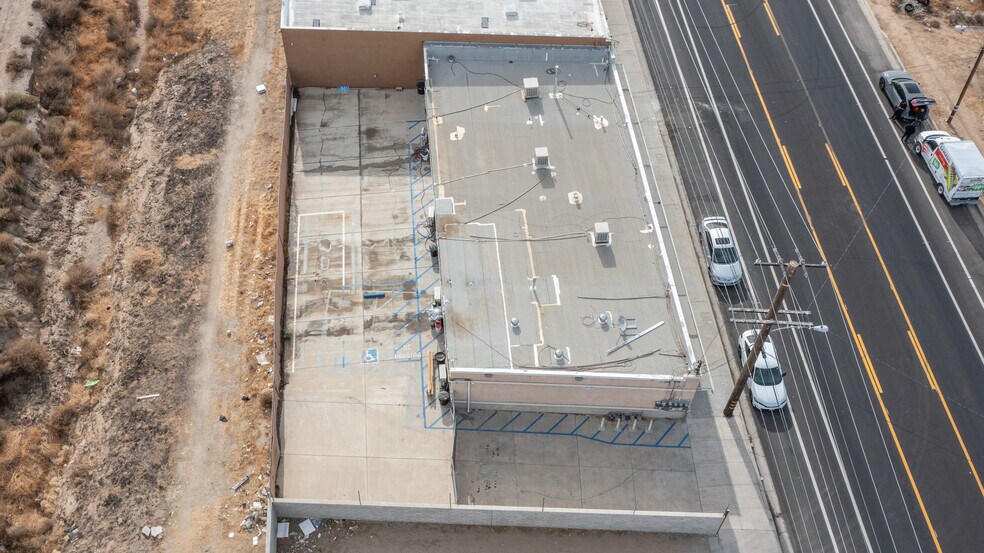 More Photos Of 38262 6th St E, Palmdale Storefront For Sale