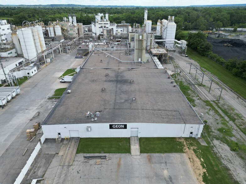 More Photos Of 4250 Bells Ln, Louisville Manufacturing For Sale