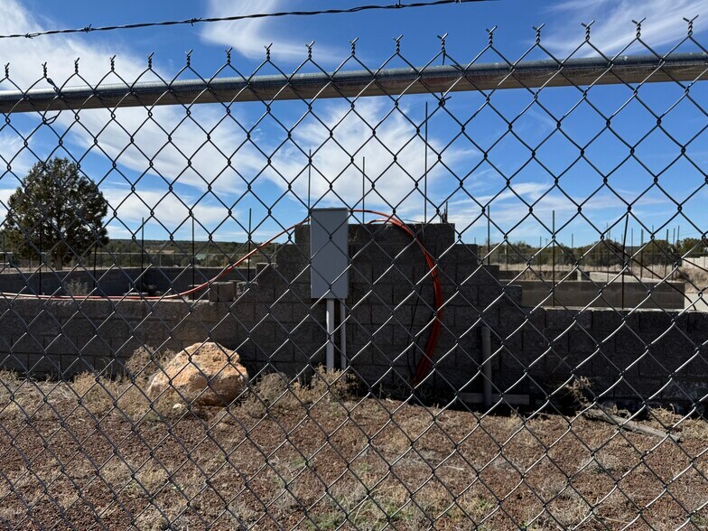 More Photos Of 8356 Silver Creek Dr, Show Low Office For Sale