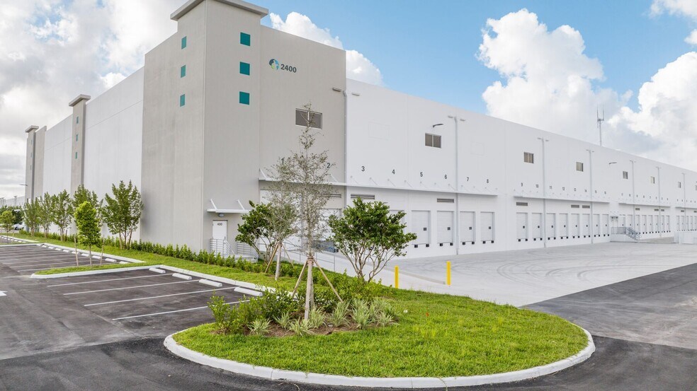 More Photos Of 3500 SW 20th St, Pembroke Park Unknown For Lease