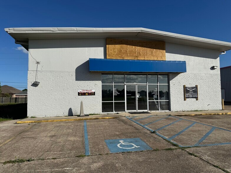 More Photos Of 3117 US-51, Laplace General Retail For Sale