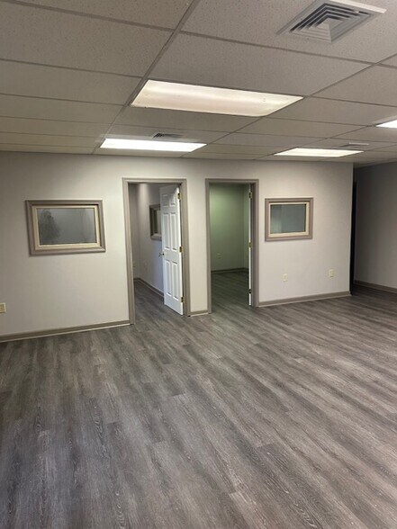 Primary Photo Of 14 Stover Dr, Carlisle Office For Lease