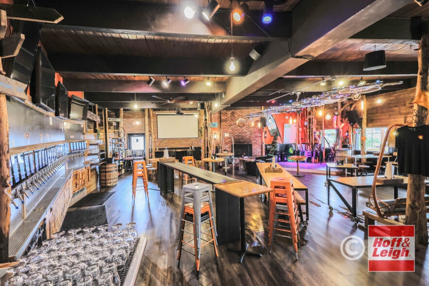 More Photos Of 2925 W Colorado Ave, Colorado Springs Restaurant For Lease