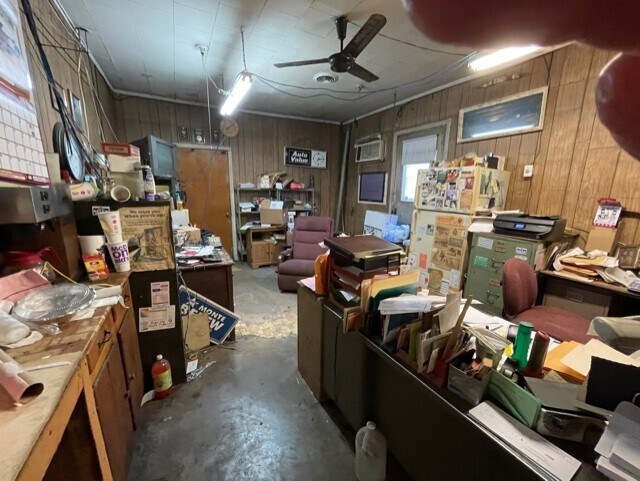 More Photos Of 1510 Pioneer Rd, Henry Auto Repair For Sale