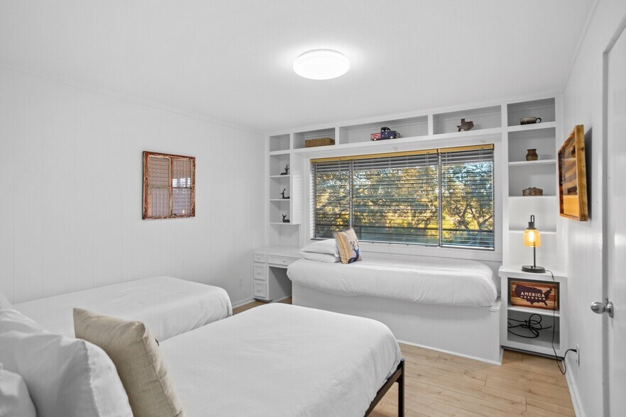 More Photos Of 411 Whitetail Ridge, Dripping Springs Land For Sale