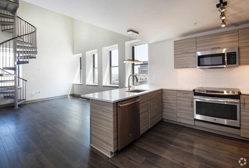 More Photos Of 1338 Chestnut St, Philadelphia Apartments For Sale