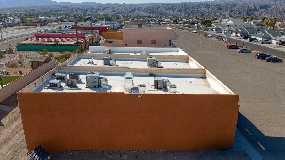 More Photos Of 832 Gemstone Ave, Bullhead City Restaurant For Sale