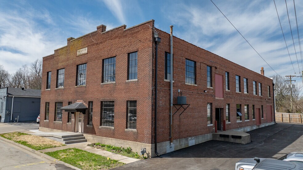 More Photos Of 741 Price Ave, Lexington Industrial For Sale
