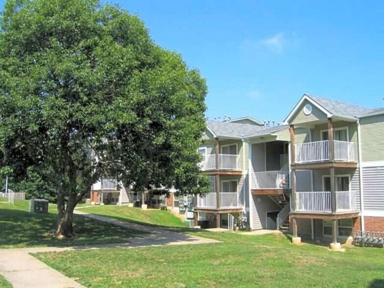 More Photos Of 6421 Manchester Ave, Kansas City Apartments For Sale