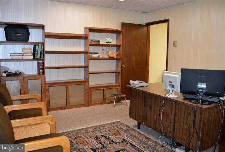 More Photos Of 101 Mill Creek Ave, Pottsville Flex For Sale