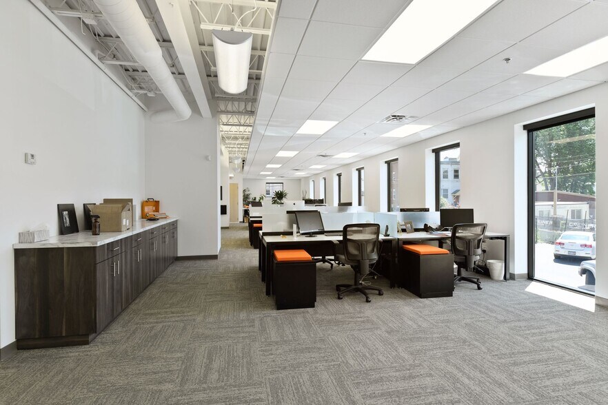 More Photos Of 1911 Nicollet Ave, Minneapolis Medical For Lease