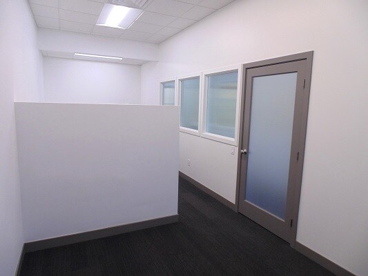 More Photos Of 563 S Lake St, Gary Office For Sale
