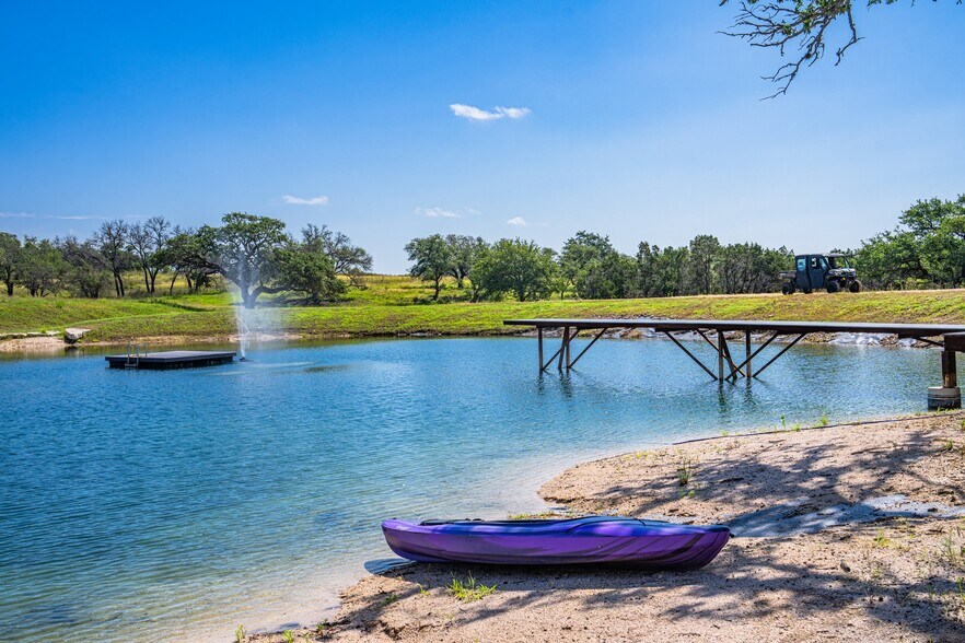 More Photos Of 1430 Gibson Best, Hye Land For Sale