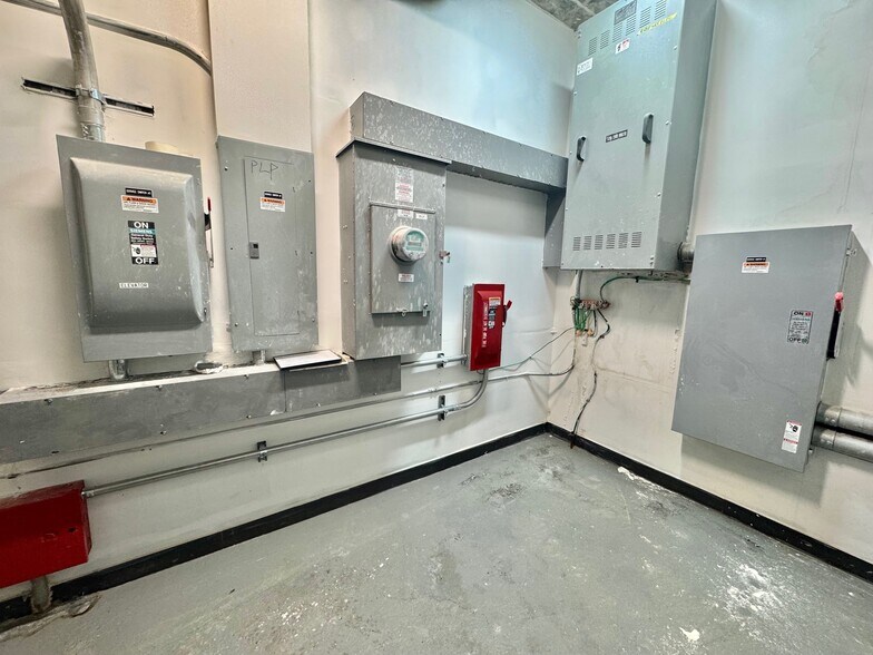 More Photos Of 3641 Johnson Ave- Riverdale, Bronx Apartments For Sale