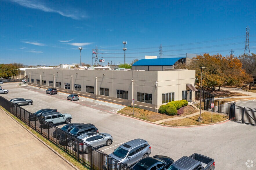 More Photos Of 5555 Northwest Pky, San Antonio Office For Lease