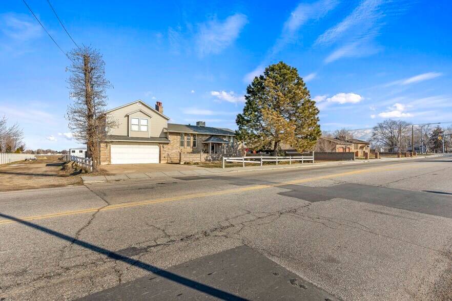 More Photos Of 2016 W 2300 N, Clinton Land For Sale