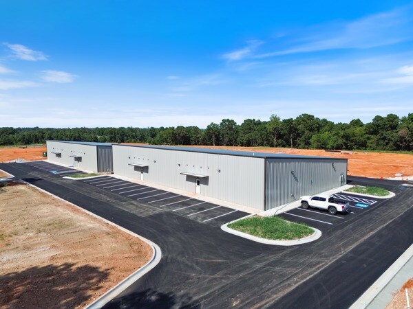 More Photos Of 12960 Grant Place, Bentonville Unknown For Lease